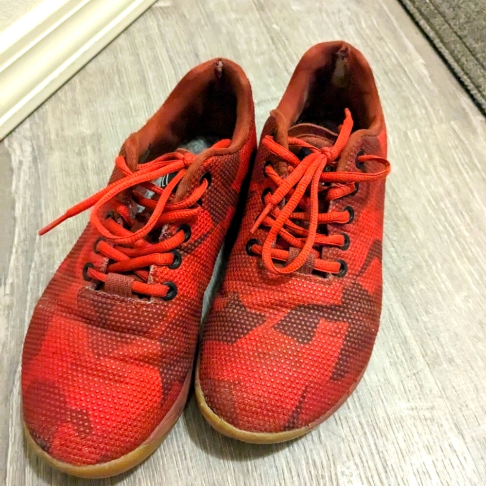 NoBull Sneakers size 8